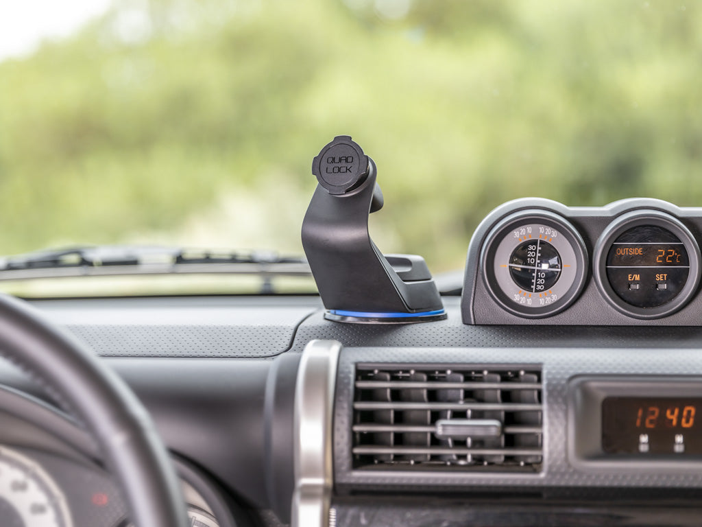 Off road car mount attached to windscreen and phone with Quad Lock universal adaptor